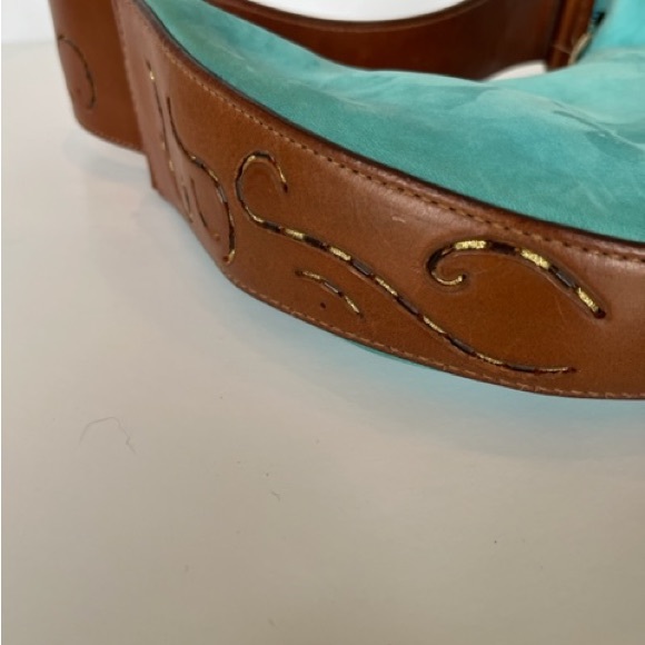 COPY - Stunning Suede and Leather Oscar De La Renta Hobo Bag - Picture 2 of 10